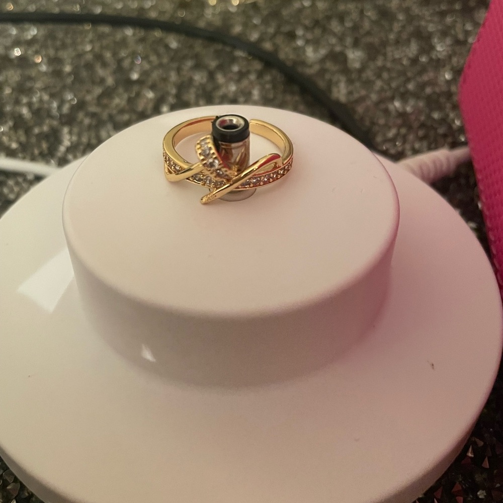 Gold ring - Picture 3 of 7